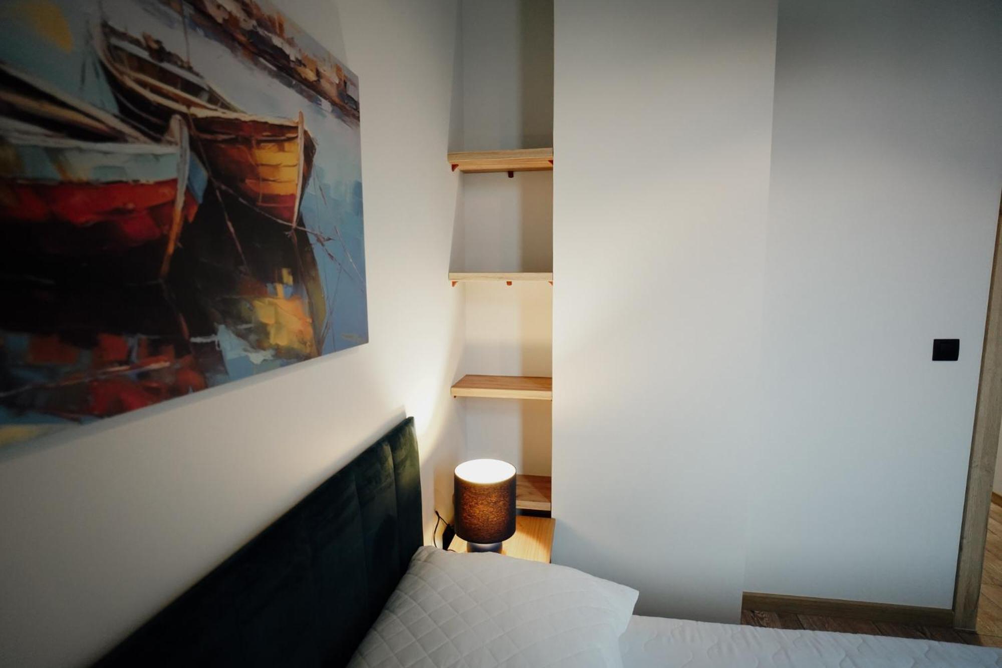 Apartament Novy Drezdenko Exterior photo